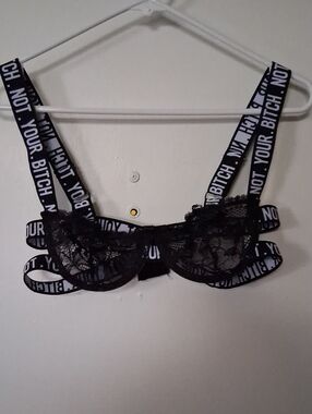 Vibes Black Lace Strappy Bra with Logo Elastic NWOT